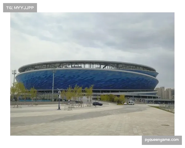 大连英博梭鱼湾球场火爆依旧 五万八千球迷助威击败卫冕冠军