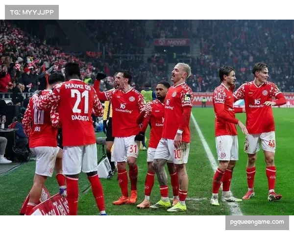 圣保利25个进球为联赛最少，进攻端缺乏有效组织